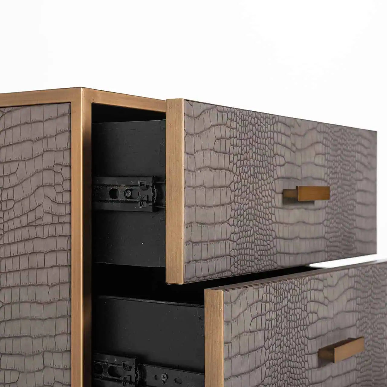 Naktsskapītis Classio ar 3 atvilktnēm  Richmond Interiors 61/50/50 cm birstēts zelts - N1 Home