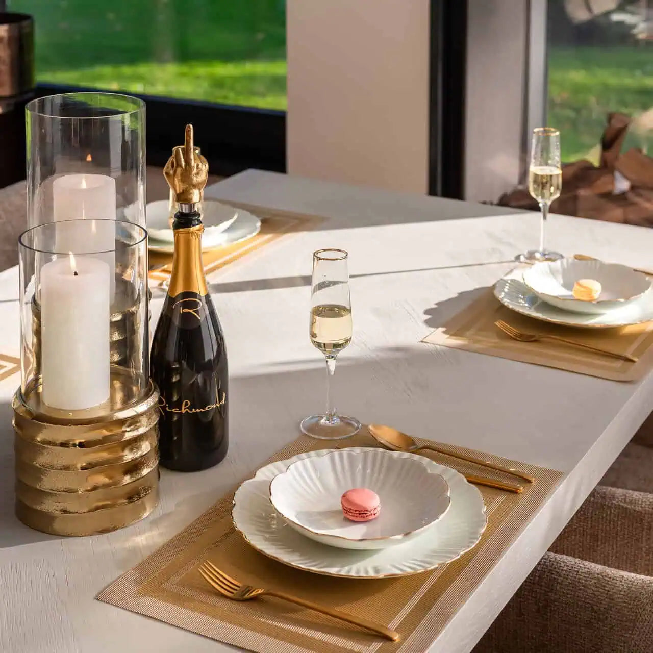 Svečturis Bodil gold large Richmond Interiors 40/13/13 cm zelts - N1 Home