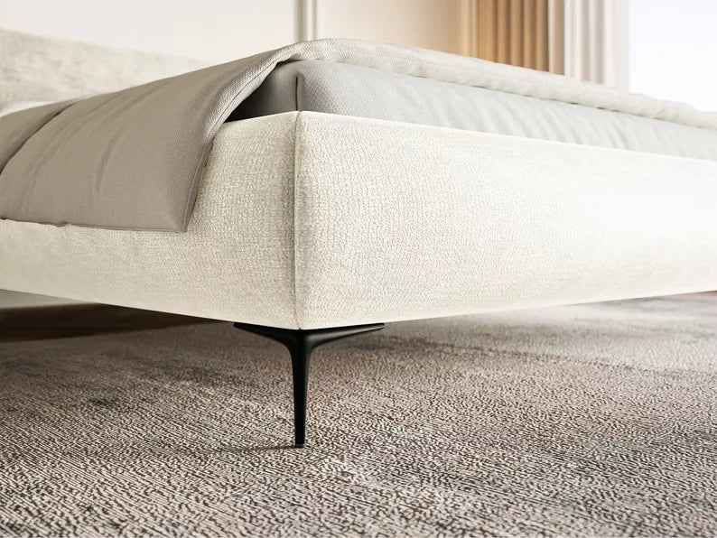 LOURE Mīkstā gulta 140/160/180x200 cm ar glabātuvi, metāla rāmis, krēmkrāsas šenils, melnas kājas - N1 Home